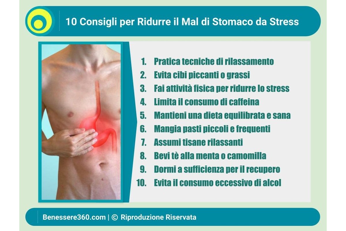 Tazza di caffè nero su un tavolo di legno